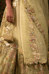 Pariza Lehenga